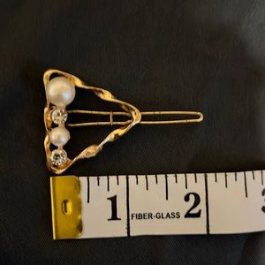Vintage gold, pearl, rhinestone barrette.